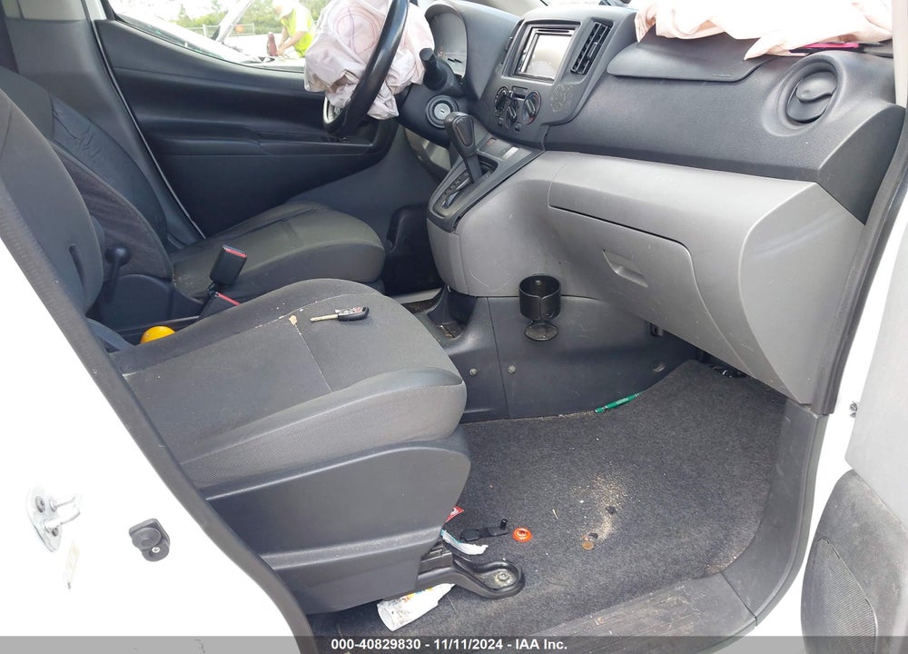 2013 NISSAN NV200 SV VIN: 3N6CM0KNXDK695982