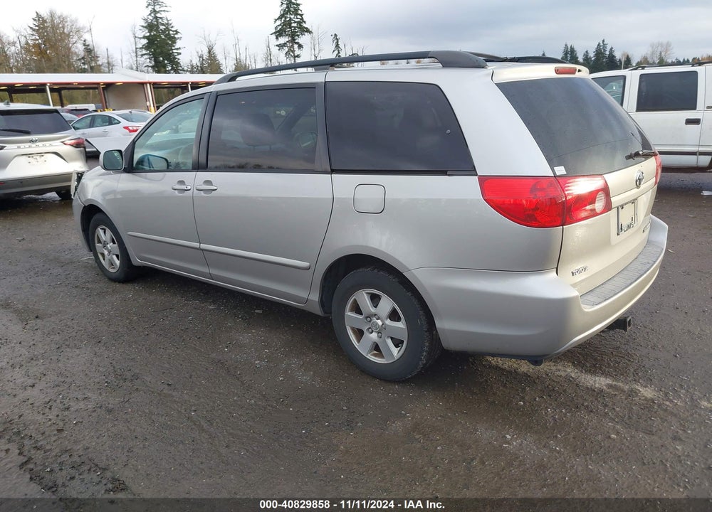 2009 TOYOTA SIENNA XLE VIN: 5TDZK22C19S262432