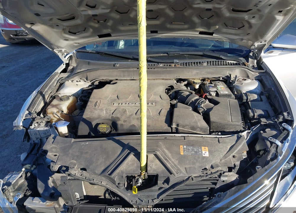 2014 LINCOLN MKZ VIN: 3LN6L2GK7ER807557