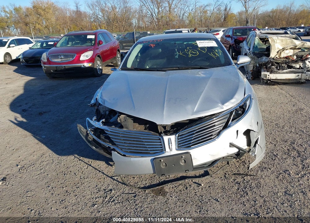 2014 LINCOLN MKZ VIN: 3LN6L2GK7ER807557