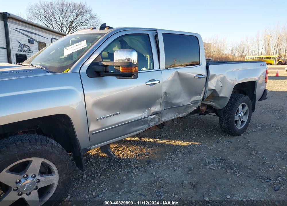 2019 CHEVROLET SILVERADO 2500HD LTZ VIN: 1GC1KTEY9KF271945