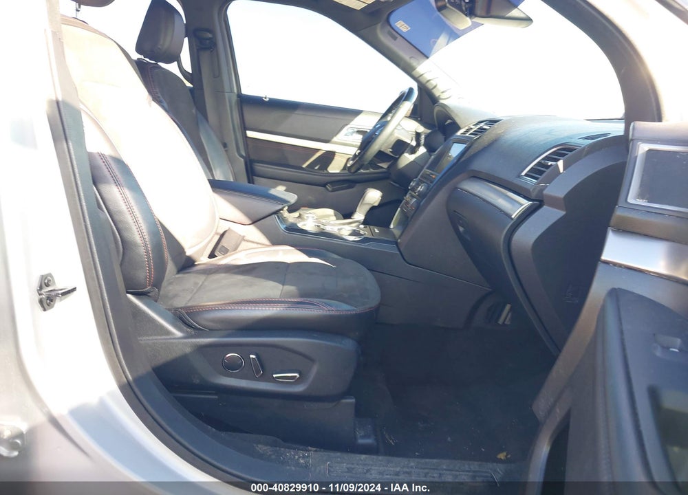 2018 FORD EXPLORER XLT VIN: 1FM5K8D81JGA50246