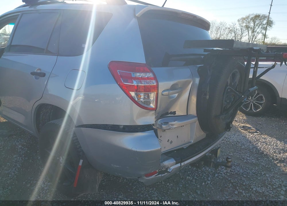 2012 TOYOTA RAV4 VIN: 2T3BF4DV7CW202709