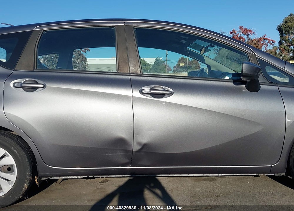 2018 NISSAN VERSA NOTE SV VIN: 3N1CE2CP5JL368104