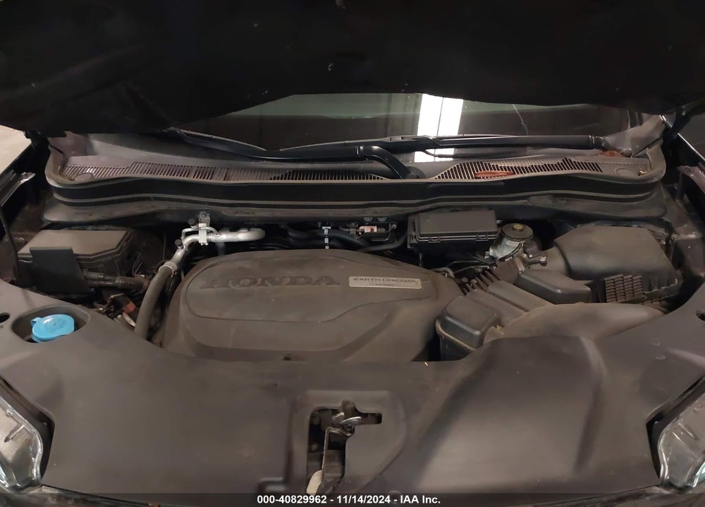 2019 HONDA PILOT LX VIN: 5FNYF6H13KB089486
