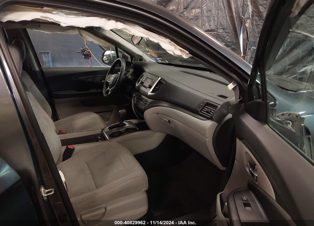 2019 HONDA PILOT LX VIN: 5FNYF6H13KB089486