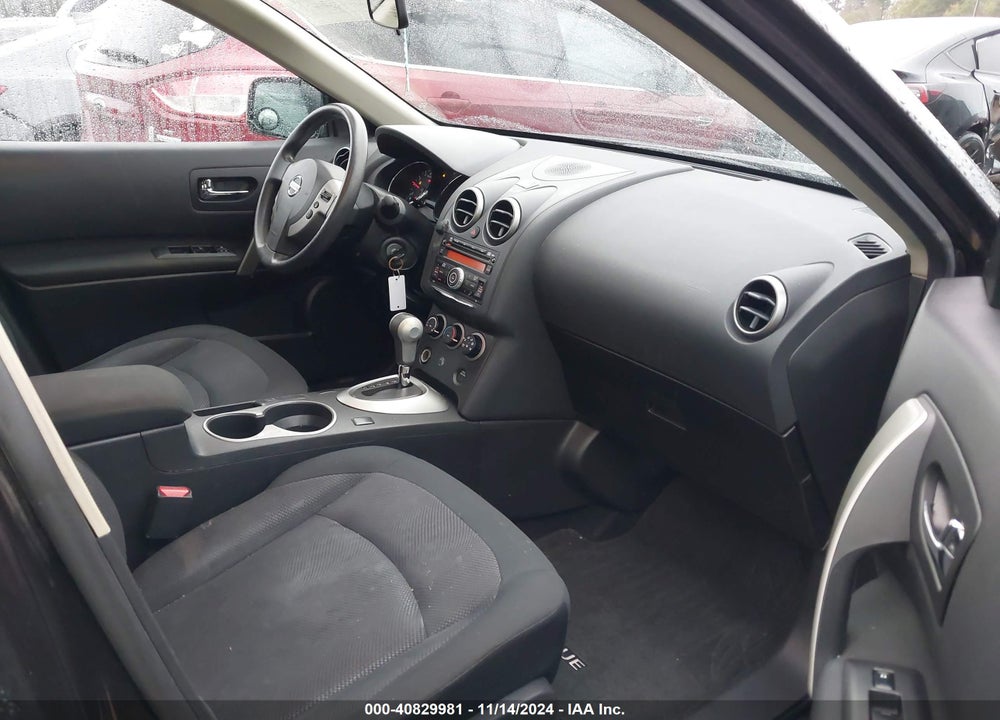 2014 NISSAN ROGUE SELECT S VIN: JN8AS5MT4EW610461