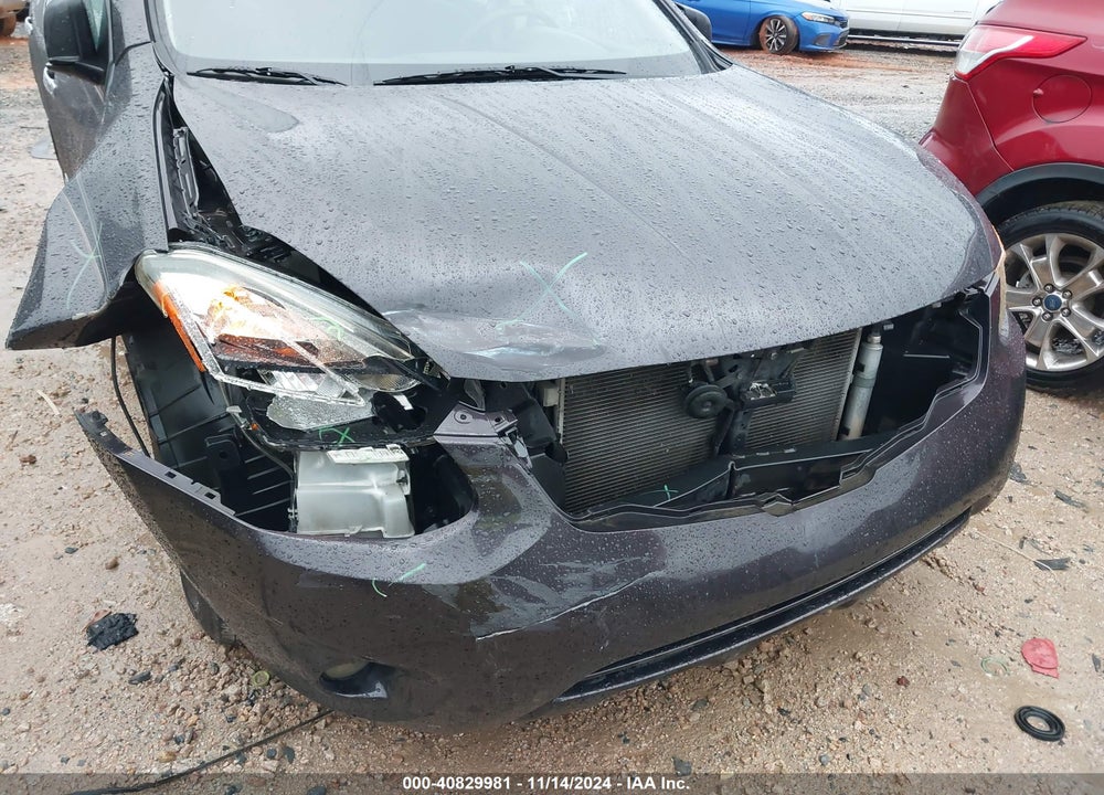 2014 NISSAN ROGUE SELECT S VIN: JN8AS5MT4EW610461