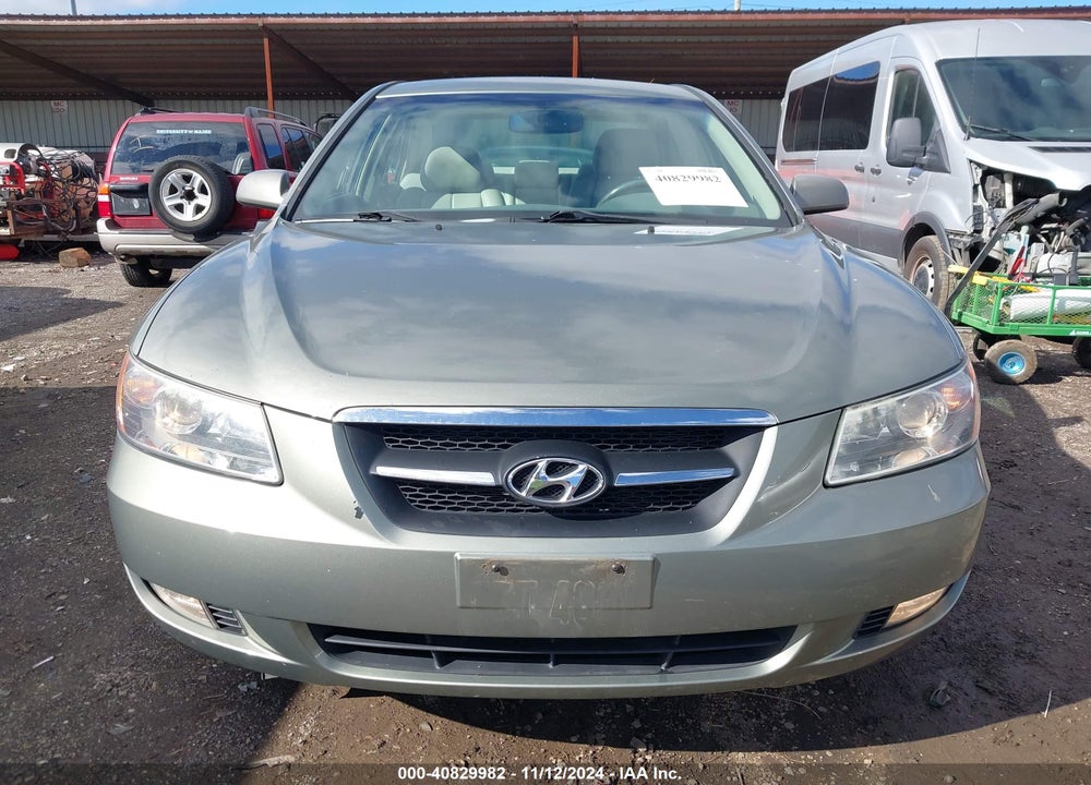 2008 HYUNDAI SONATA LIMITED V6/SE V6 VIN: 5NPEU46F28H317614