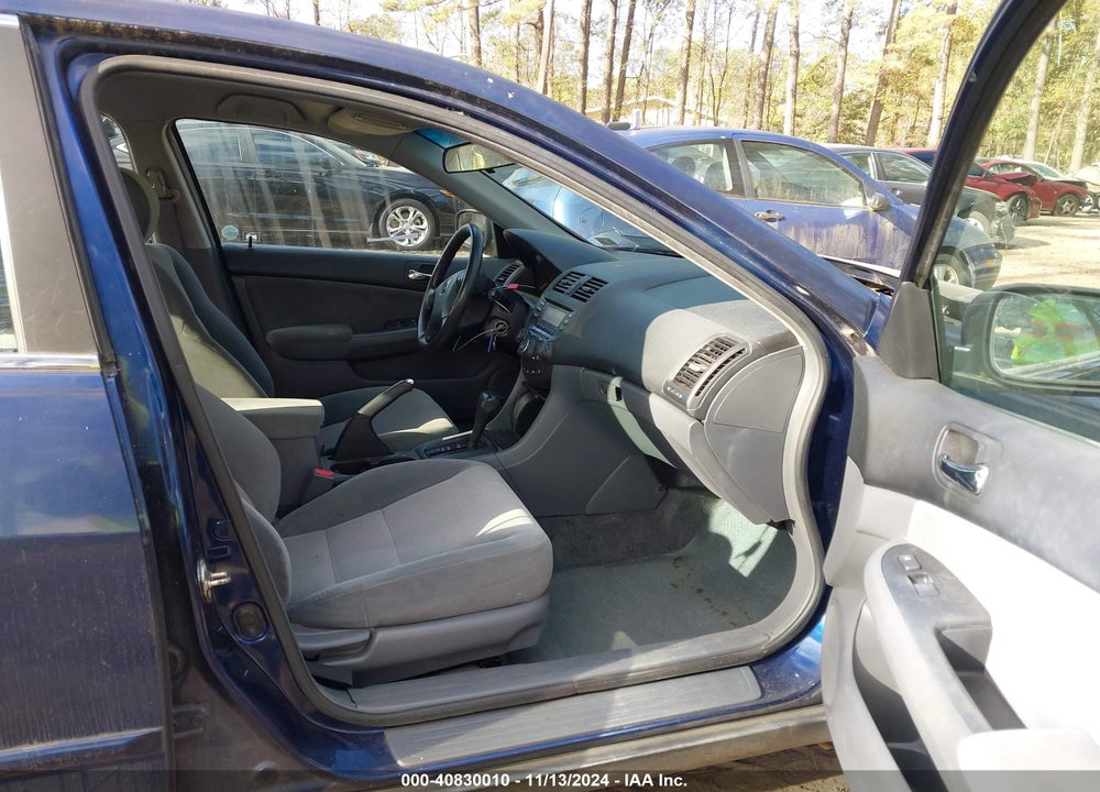 2003 HONDA ACCORD 2.4 LX VIN: 1HGCM56323A033615