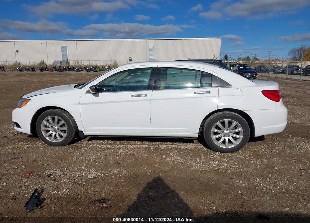 2013 CHRYSLER 200 LIMITED VIN: 1C3CCBCG2DN526099