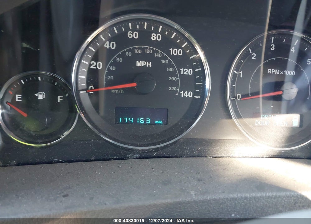 2005 JEEP GRAND CHEROKEE LIMITED VIN: 1J4HR58285C644860
