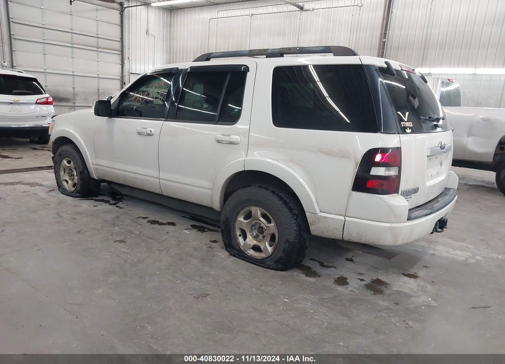 2010 FORD EXPLORER XLT VIN: 1FMEU7D89AUA08641