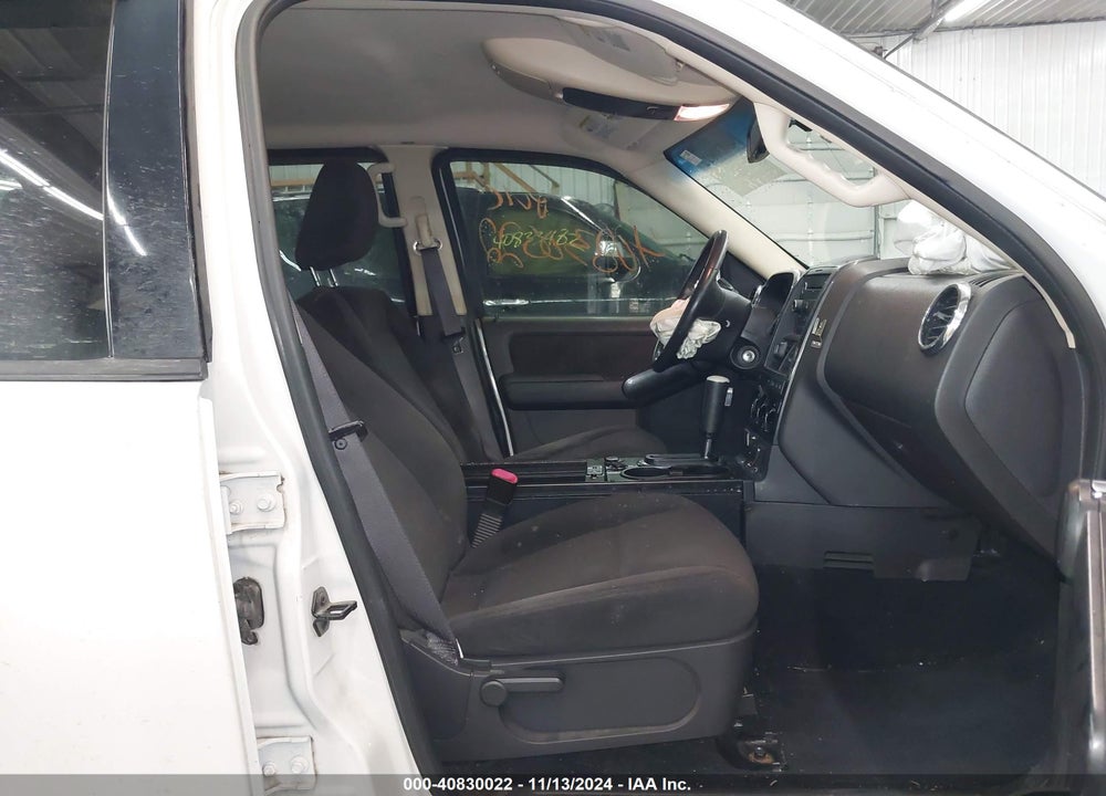 2010 FORD EXPLORER XLT VIN: 1FMEU7D89AUA08641