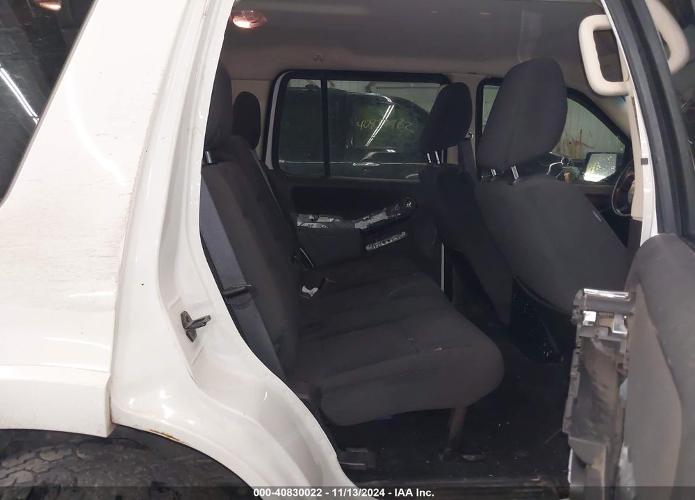 2010 FORD EXPLORER XLT VIN: 1FMEU7D89AUA08641
