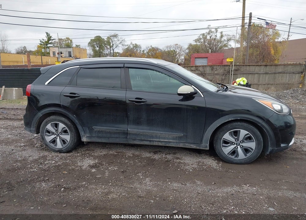 2018 KIA NIRO LX VIN: KNDCB3LC9J5130393