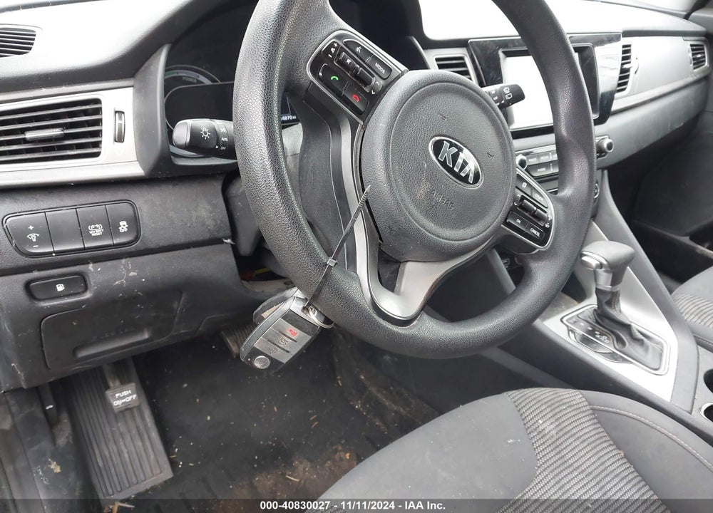 2018 KIA NIRO LX VIN: KNDCB3LC9J5130393