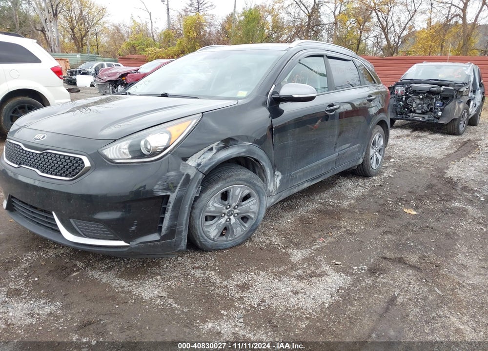2018 KIA NIRO LX VIN: KNDCB3LC9J5130393