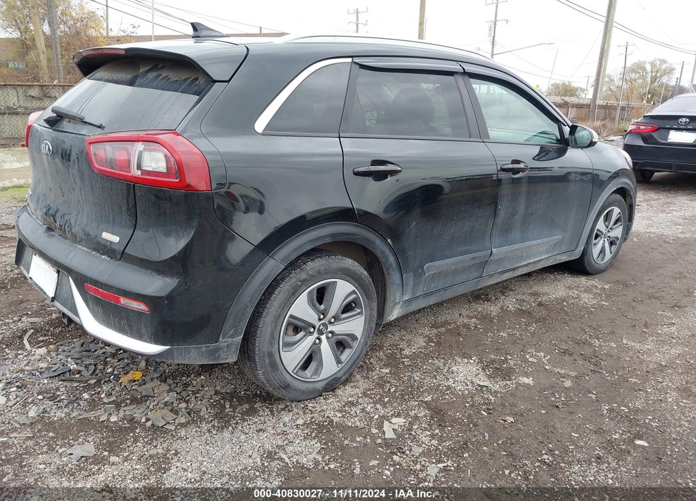 2018 KIA NIRO LX VIN: KNDCB3LC9J5130393