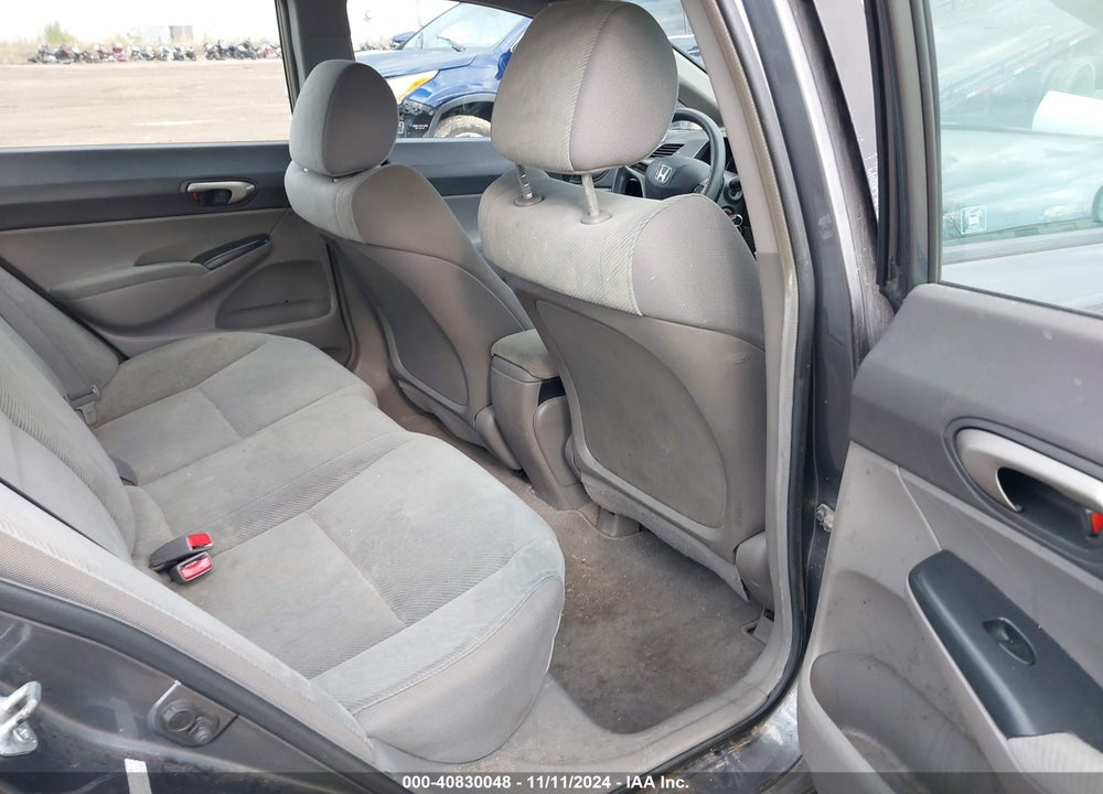 2011 HONDA CIVIC LX VIN: 19XFA1E57BE007524