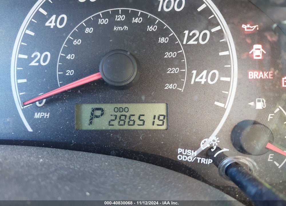 2010 TOYOTA COROLLA LE VIN: 1NXBU4EE8AZ190127