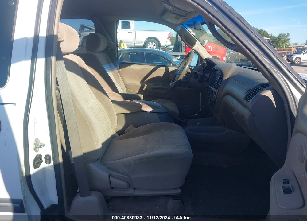2004 TOYOTA TUNDRA SR5 V8 VIN: 5TBBT44194S441275