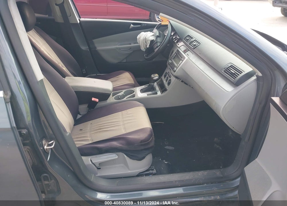 2009 VOLKSWAGEN PASSAT KOMFORT VIN: WVWJK73C79P043512
