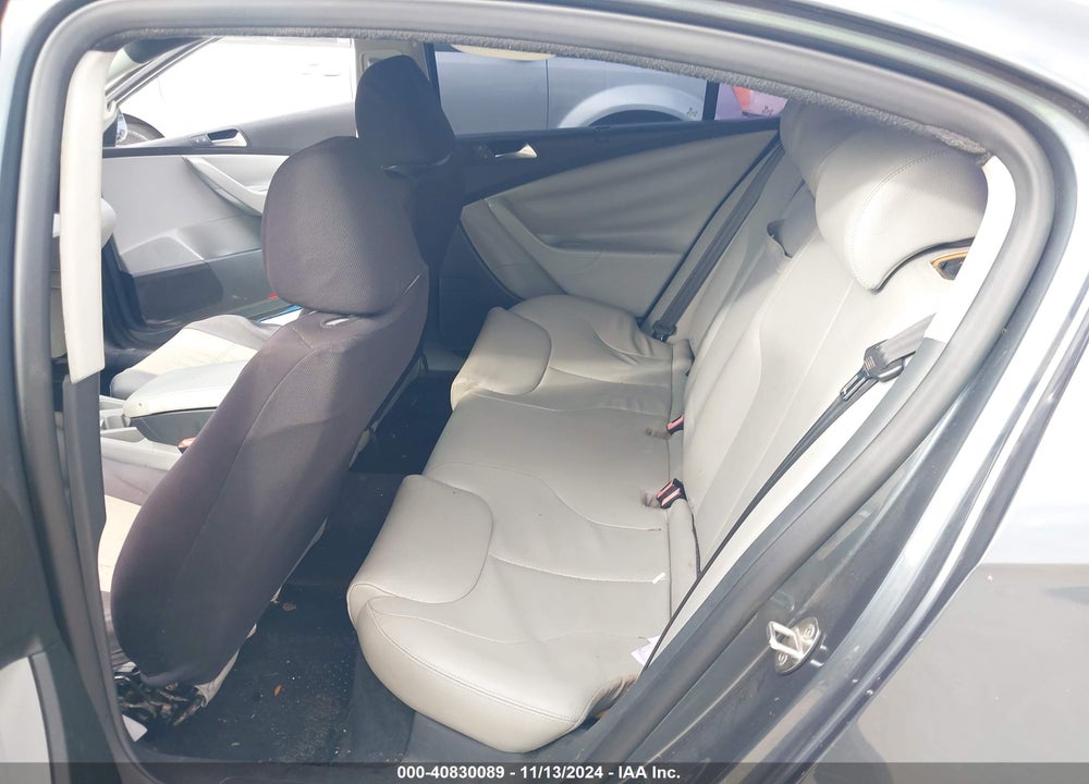 2009 VOLKSWAGEN PASSAT KOMFORT VIN: WVWJK73C79P043512