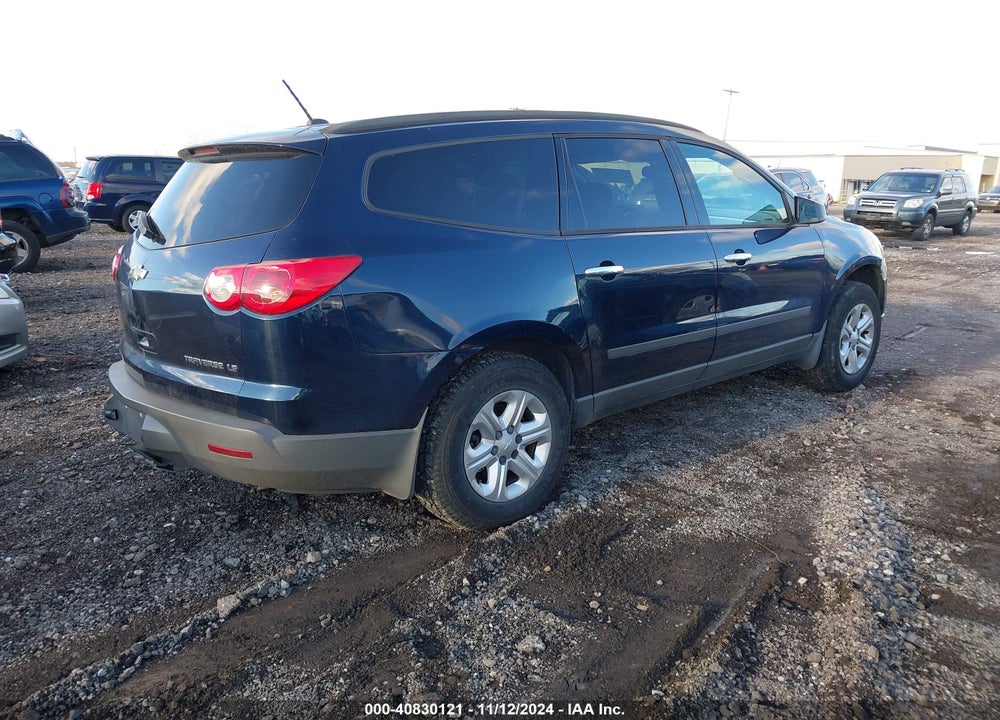 2011 CHEVROLET TRAVERSE LS VIN: 1GNKVFED9BJ193679