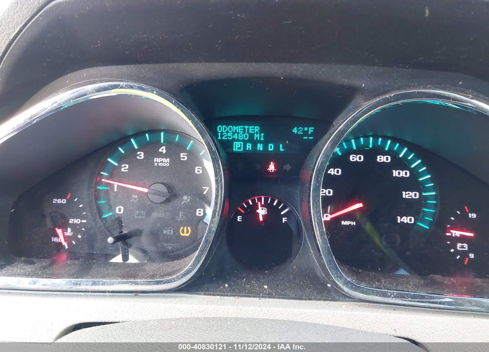 2011 CHEVROLET TRAVERSE LS VIN: 1GNKVFED9BJ193679
