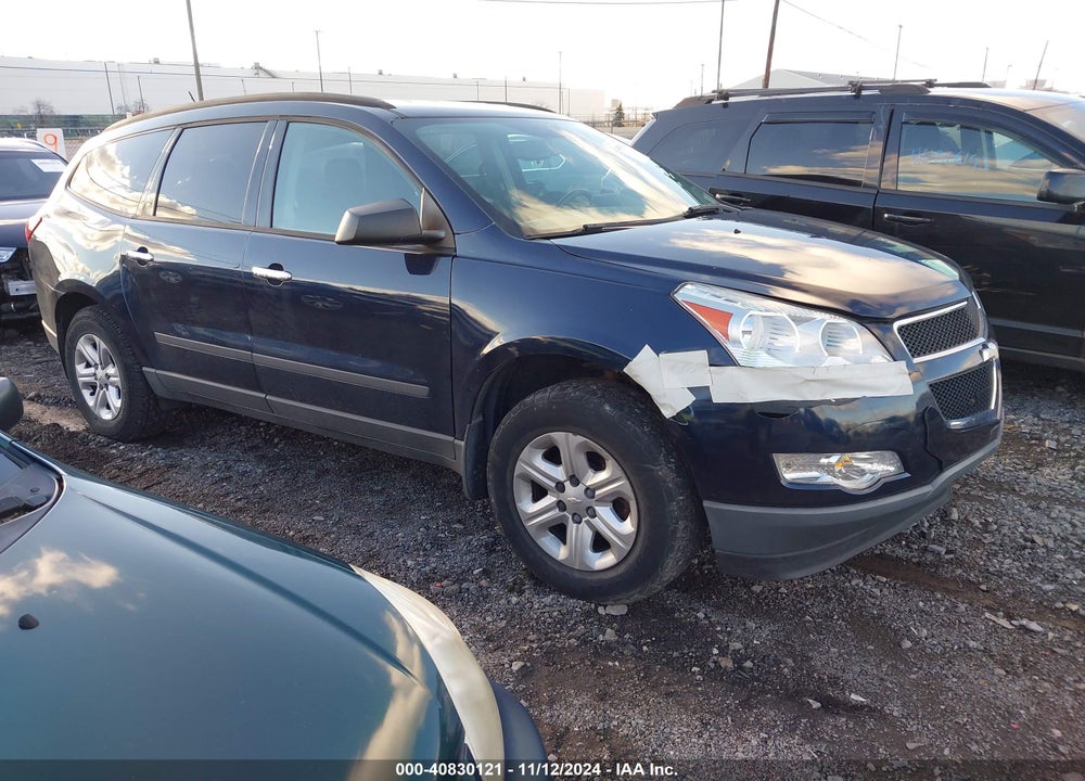2011 CHEVROLET TRAVERSE LS VIN: 1GNKVFED9BJ193679