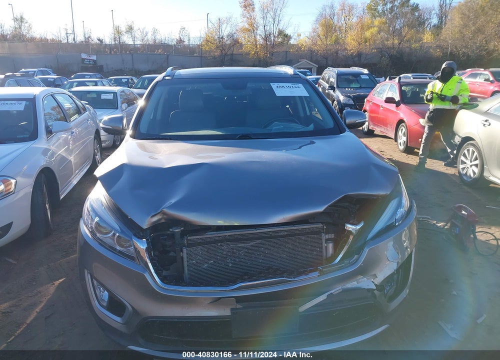 2016 KIA SORENTO 3.3L EX VIN: 5XYPHDA59GG161847