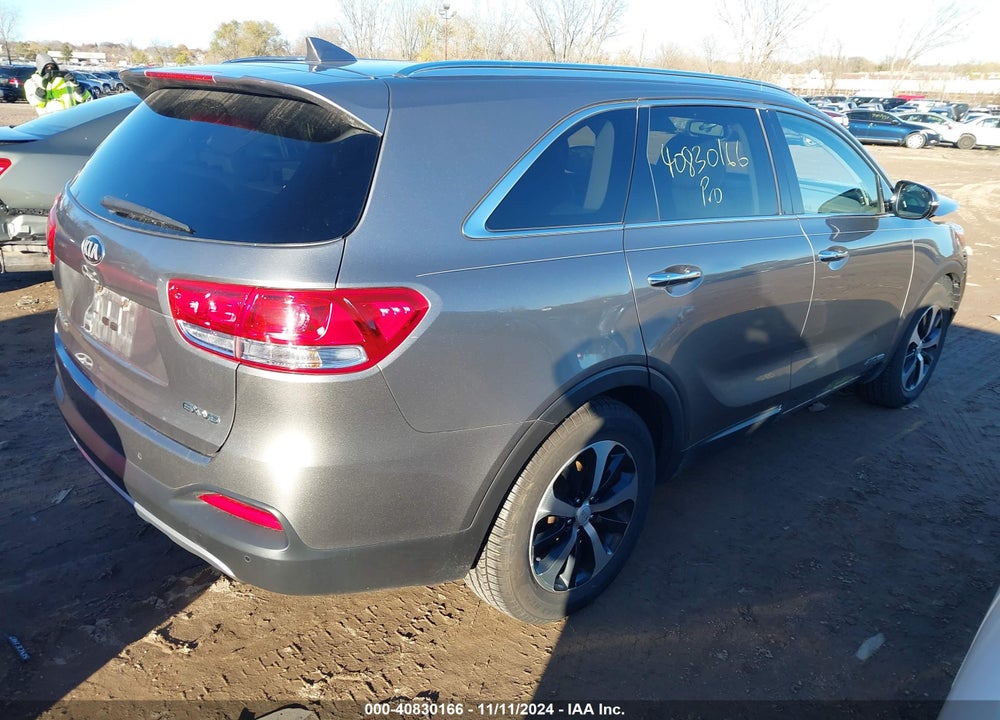 2016 KIA SORENTO 3.3L EX VIN: 5XYPHDA59GG161847