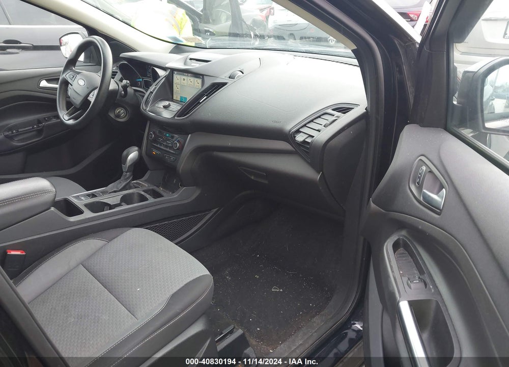 2018 FORD ESCAPE SE VIN: 1FMCU9GD8JUA01367