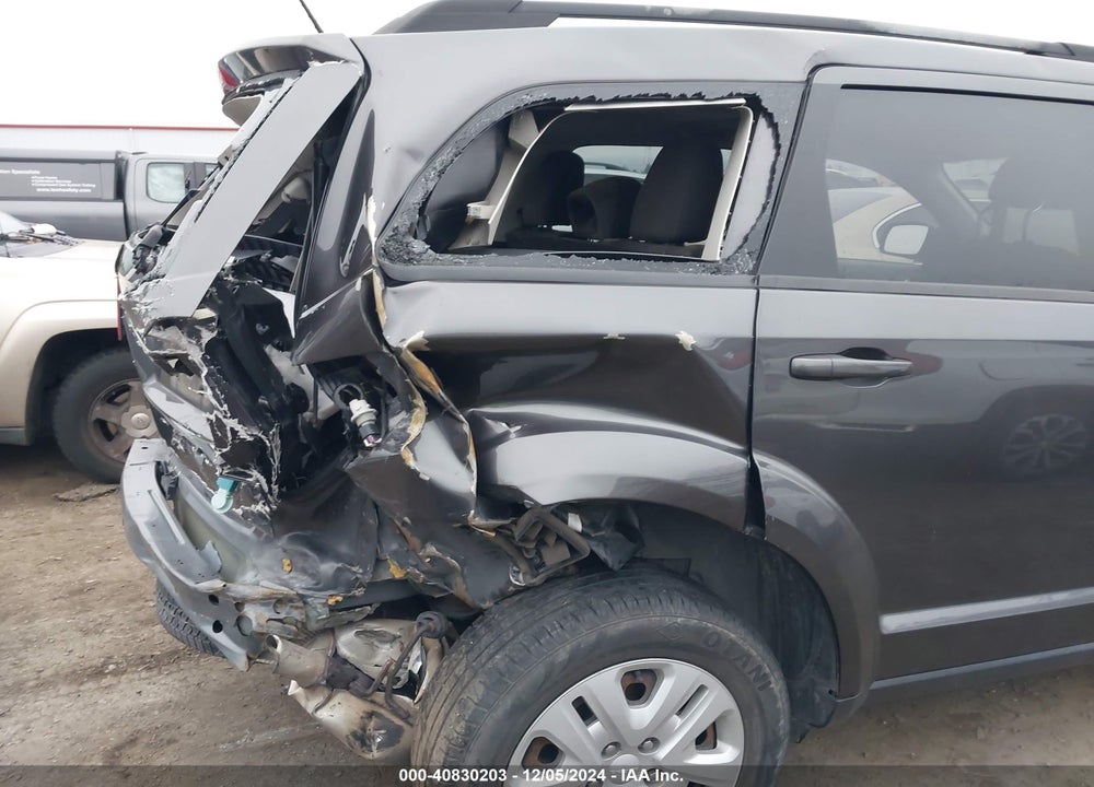 2018 DODGE JOURNEY SE VIN: 3C4PDCAB1JT241655
