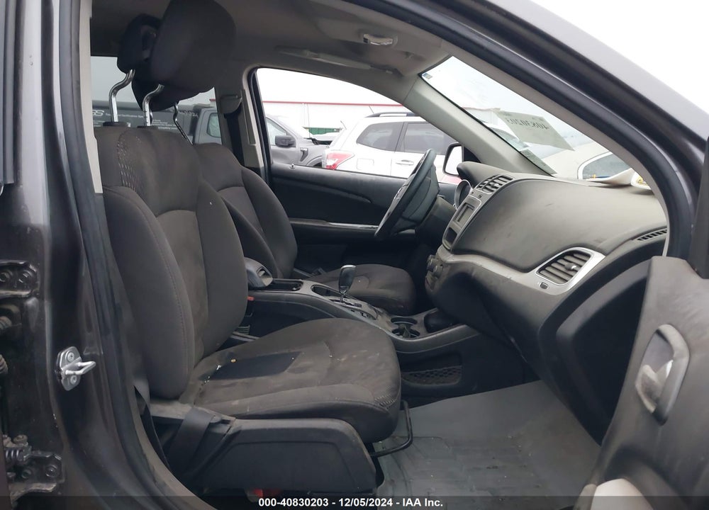 2018 DODGE JOURNEY SE VIN: 3C4PDCAB1JT241655