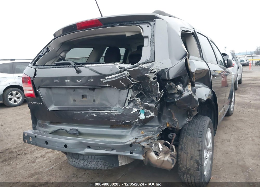 2018 DODGE JOURNEY SE VIN: 3C4PDCAB1JT241655