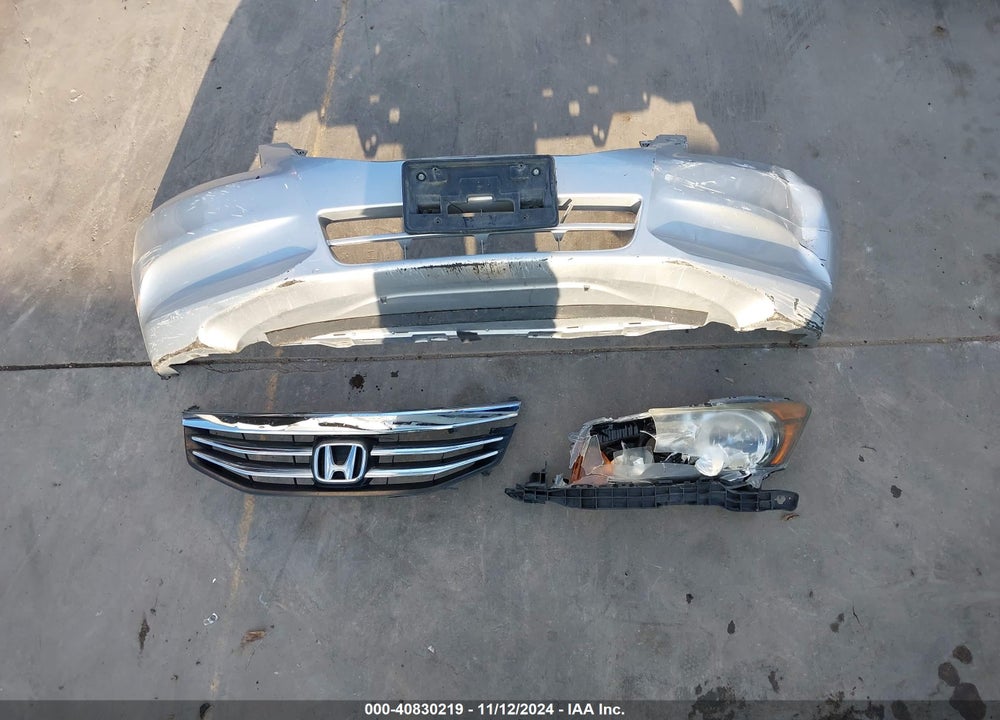 2012 HONDA ACCORD 2.4 EX-L VIN: 1HGCP2F89CA172965