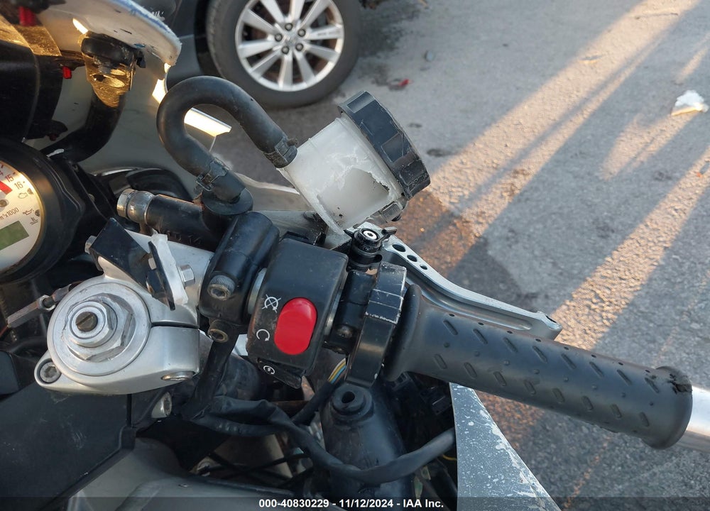 2002 TRIUMPH MOTORCYCLE TT600 VIN: SMT800GEX2J157621