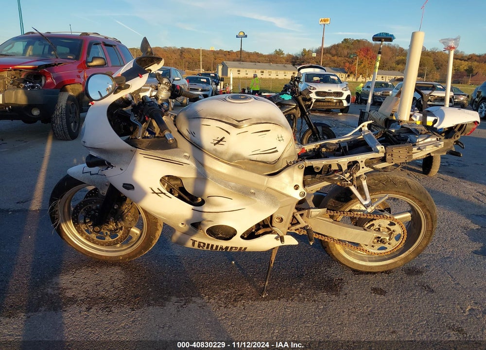 2002 TRIUMPH MOTORCYCLE TT600 VIN: SMT800GEX2J157621