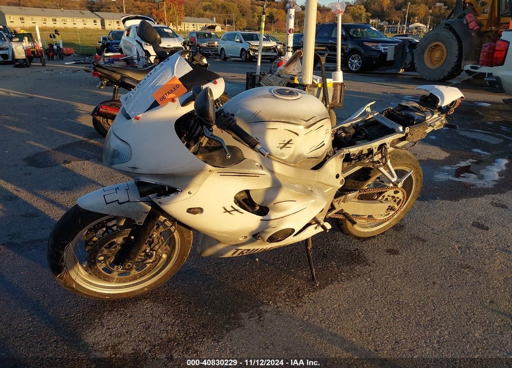 2002 TRIUMPH MOTORCYCLE TT600 VIN: SMT800GEX2J157621