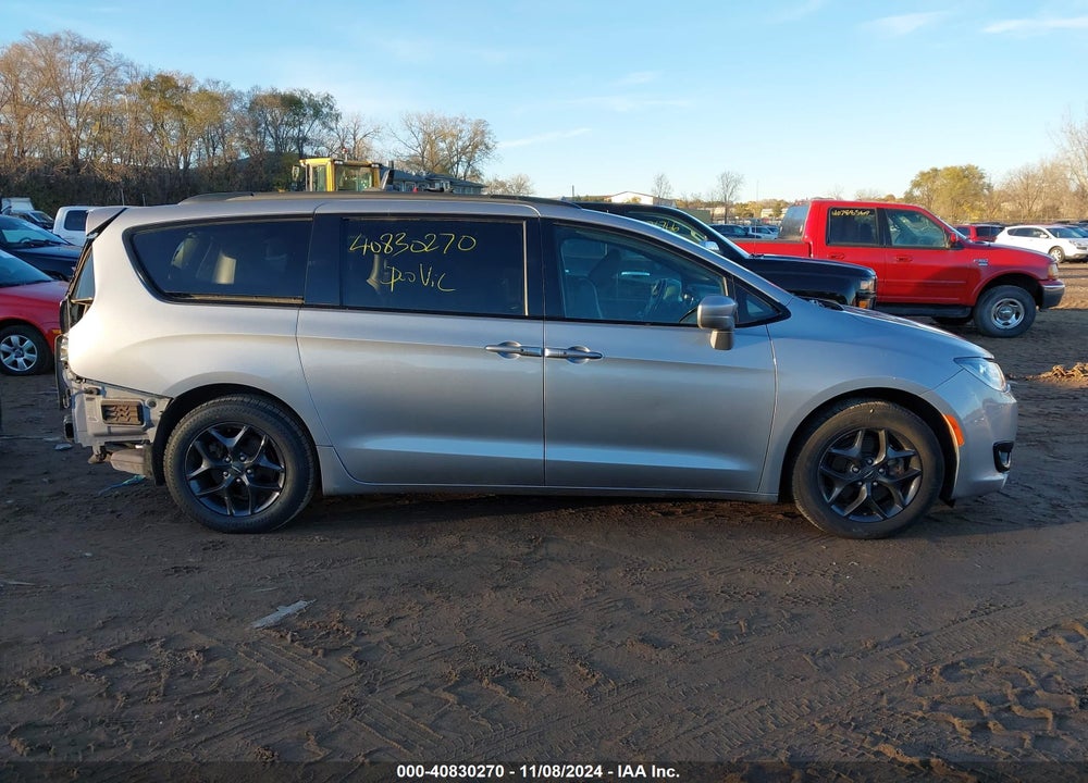 2020 CHRYSLER PACIFICA 35TH ANNIVERSARY TOURING L VIN: 2C4RC1BG7LR116983