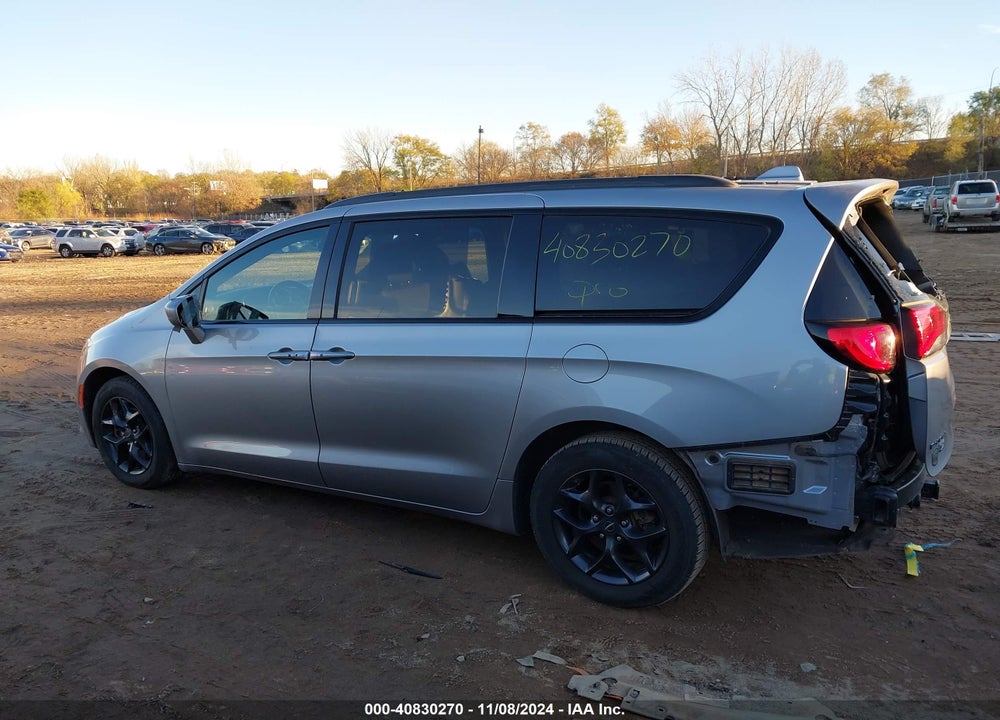 2020 CHRYSLER PACIFICA 35TH ANNIVERSARY TOURING L VIN: 2C4RC1BG7LR116983