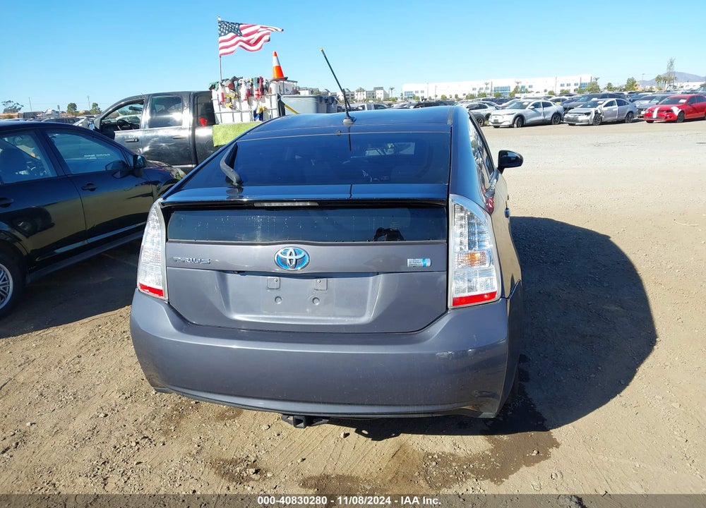 2010 TOYOTA PRIUS III VIN: JTDKN3DUXA5175806
