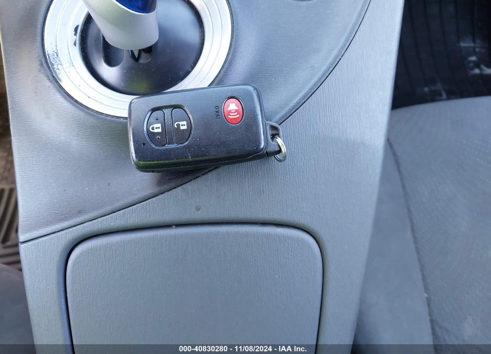 2010 TOYOTA PRIUS III VIN: JTDKN3DUXA5175806