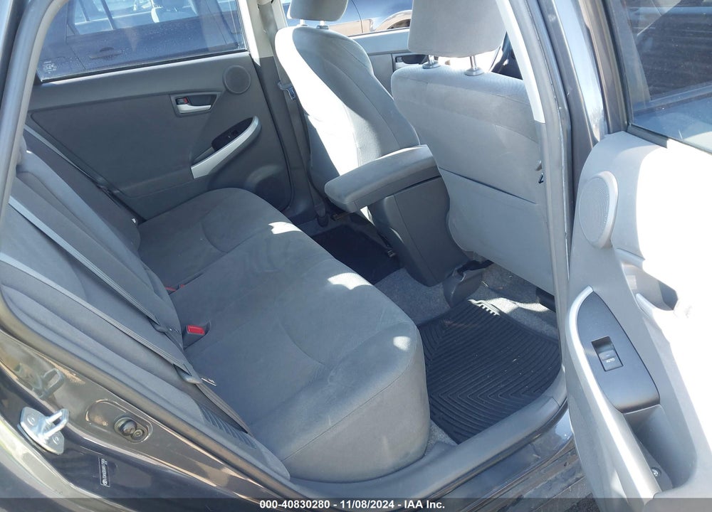 2010 TOYOTA PRIUS III VIN: JTDKN3DUXA5175806
