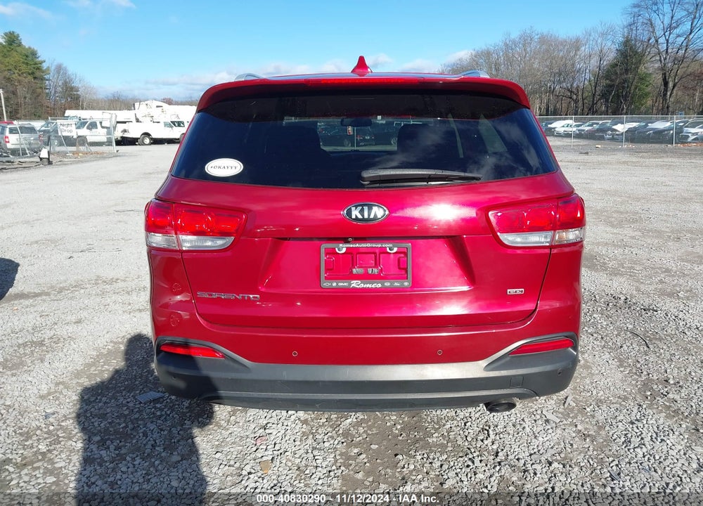 2017 KIA SORENTO 2.4L LX VIN: 5XYPGDA39HG295695