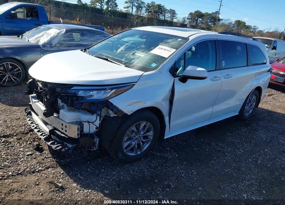 2023 TOYOTA SIENNA XLE VIN: 5TDYRKEC5PS141967
