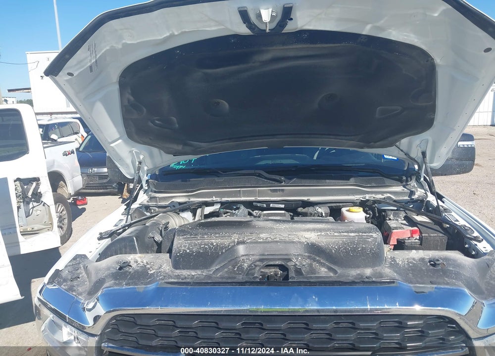 2024 RAM 2500 BIG HORN 4X4 8' BOX VIN: 3C6UR5JL7RG340713