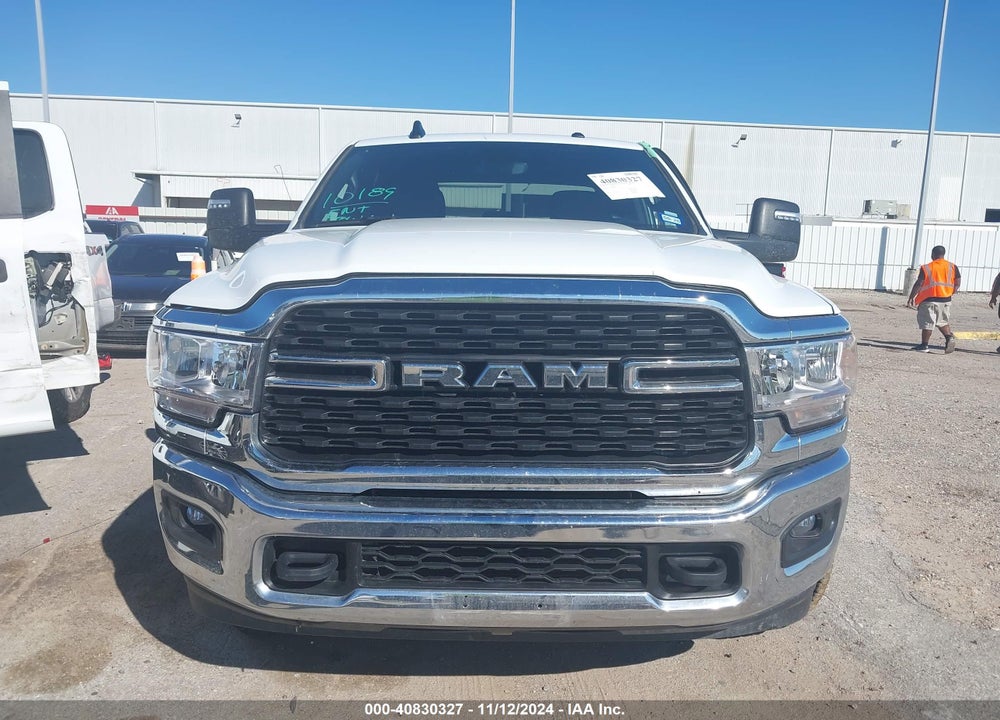 2024 RAM 2500 BIG HORN 4X4 8' BOX VIN: 3C6UR5JL7RG340713